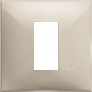 لوحة الغطاء - وحدة مركزية واحدة (R4801CR)
