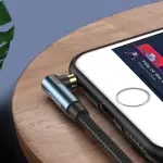UGREEN 3.5mm ذكر إلى 3.5mm ذكر كابل مطلي بالذهب Metal علبة مع Braid 1m (أزرق أسود)