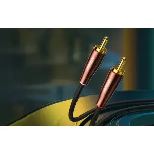 UGREEN 3.5mm ذكر إلى 2RCA Copper علبة مضفر Aux كابل 2m